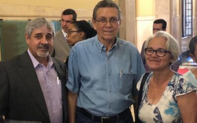 Nível Universitário para Oficiais de Justiça