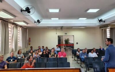 Região Oeste debate questões importantes do funcionalismo