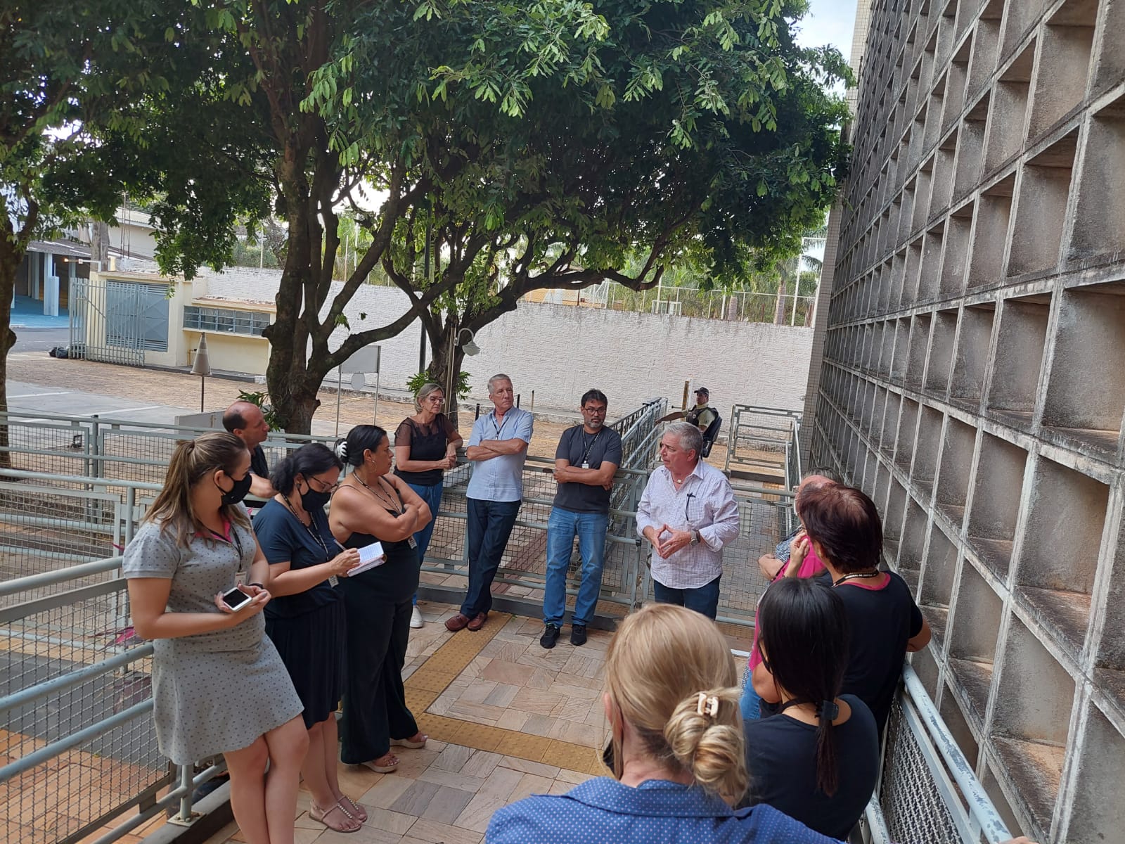 Servidores de Mirassol receberam a visita dos dirigentes Eda Mara, Pardal e Alemão da ASSOJURIS