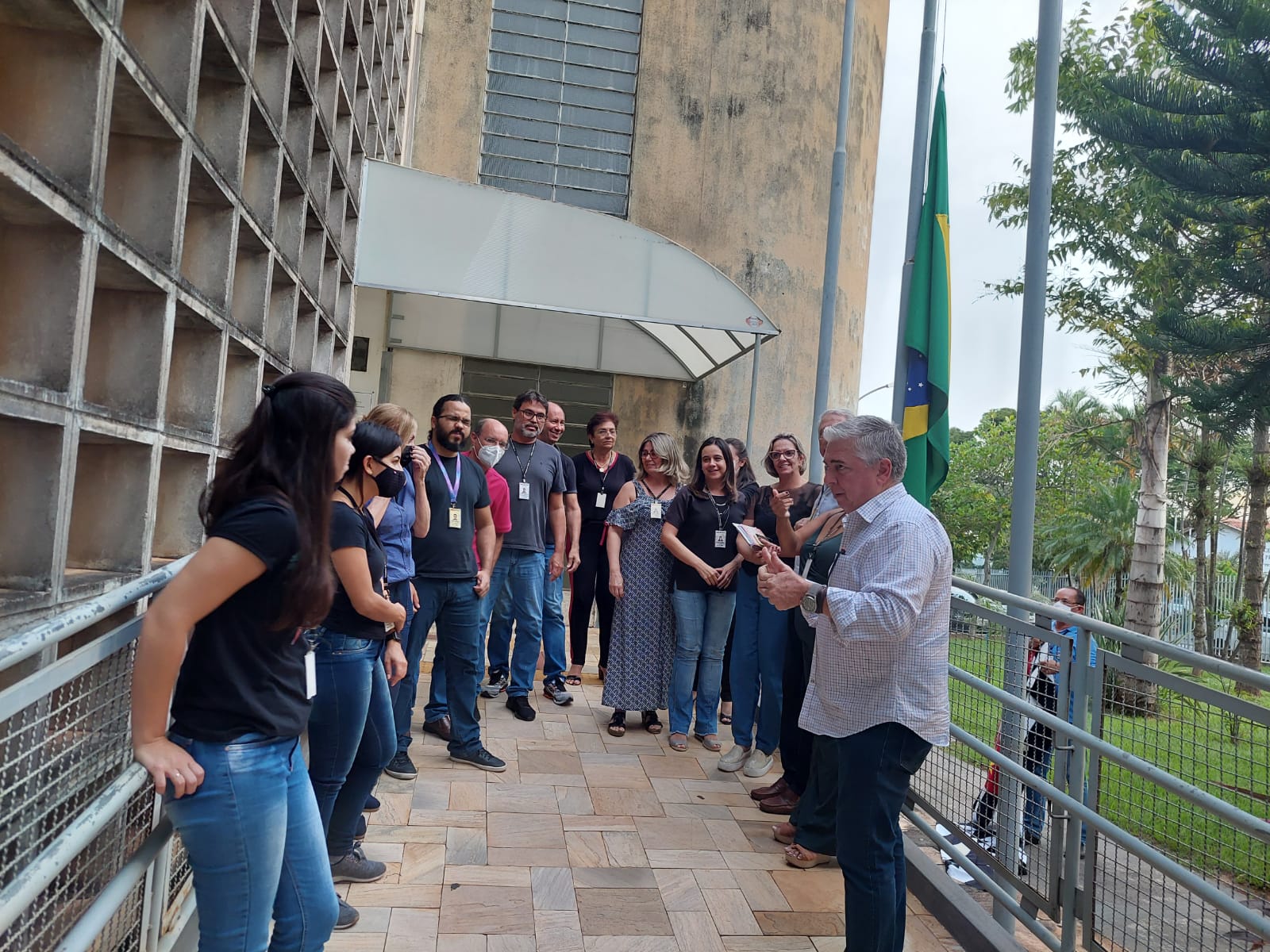 Servidores de Mirassol receberam a visita dos dirigentes Eda Mara, Pardal e Alemão da ASSOJURIS