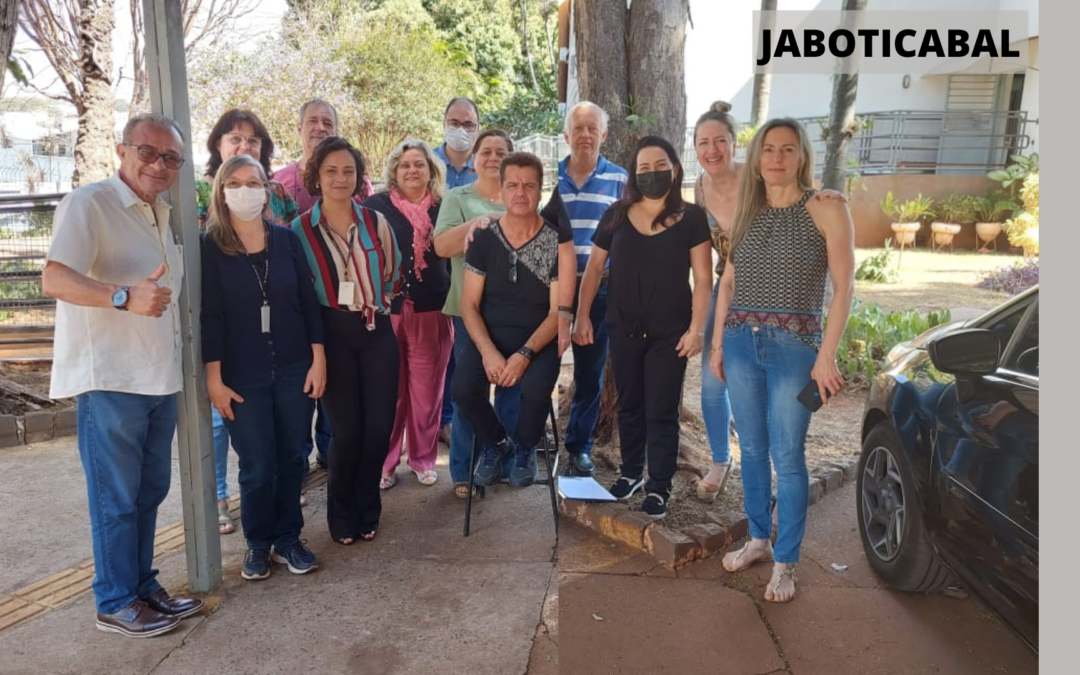 Servidores de Jaboticabal e Sertãozinho recebem a ASSOJURIS