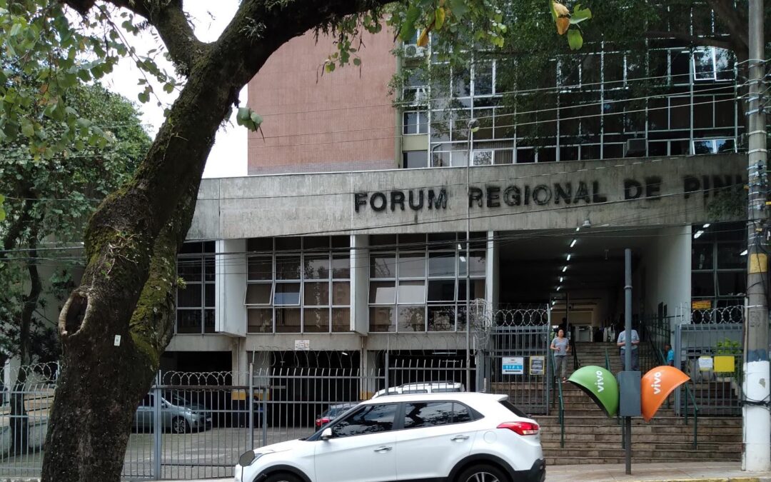 Servidores do fórum de Pinheiros, são visitados pela ASSOJURIS