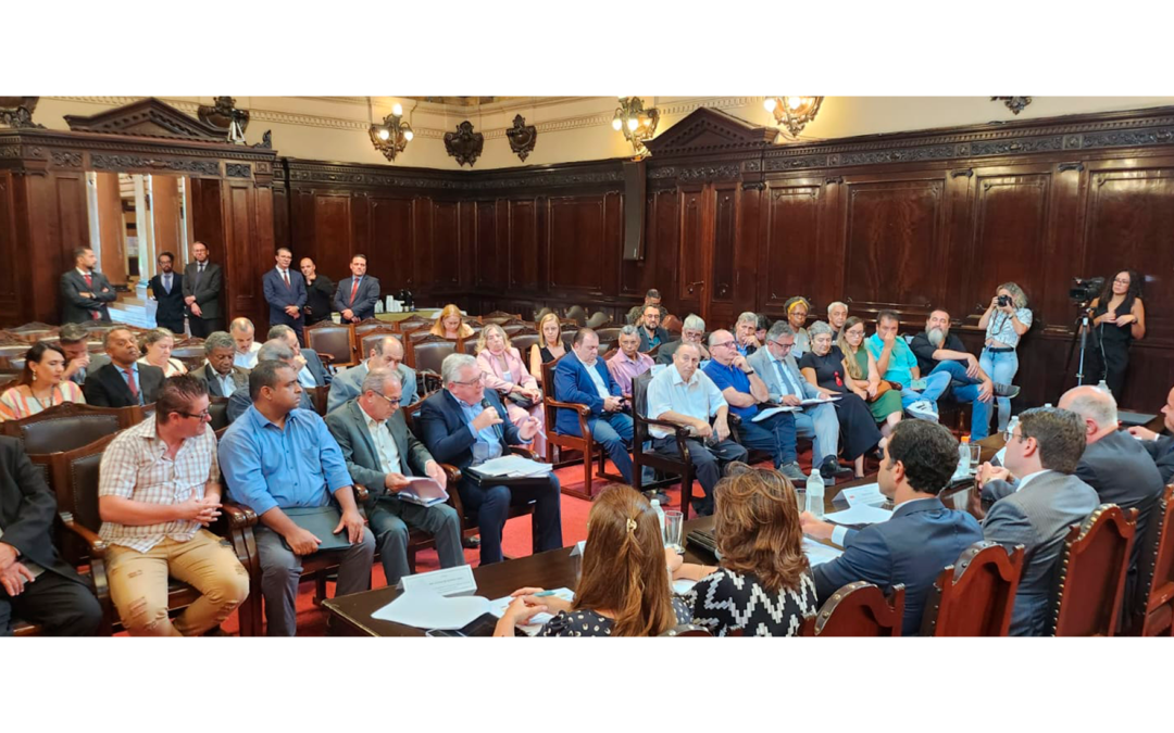 Mais uma vez –   ausência de orçamento.