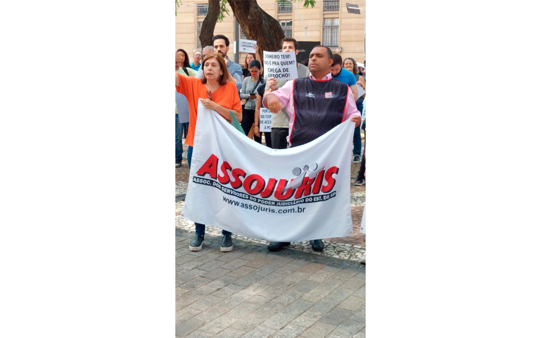 Judiciários da capital protestam por não terem recebido a recomposição das perdas inflacionarias