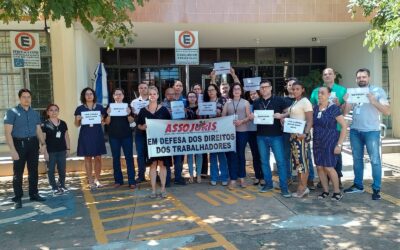 Ato em Guararapes – trabalhadores questionam ausência de recomposição salarial