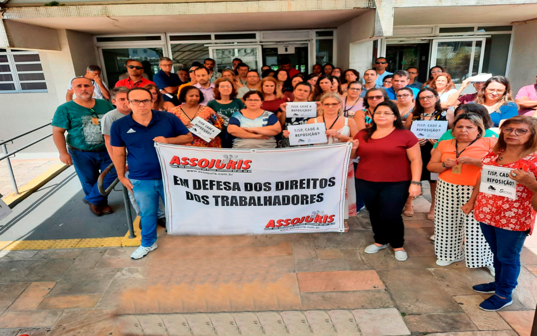 São Vicente – Servidores protestam por falta da “Data Base”