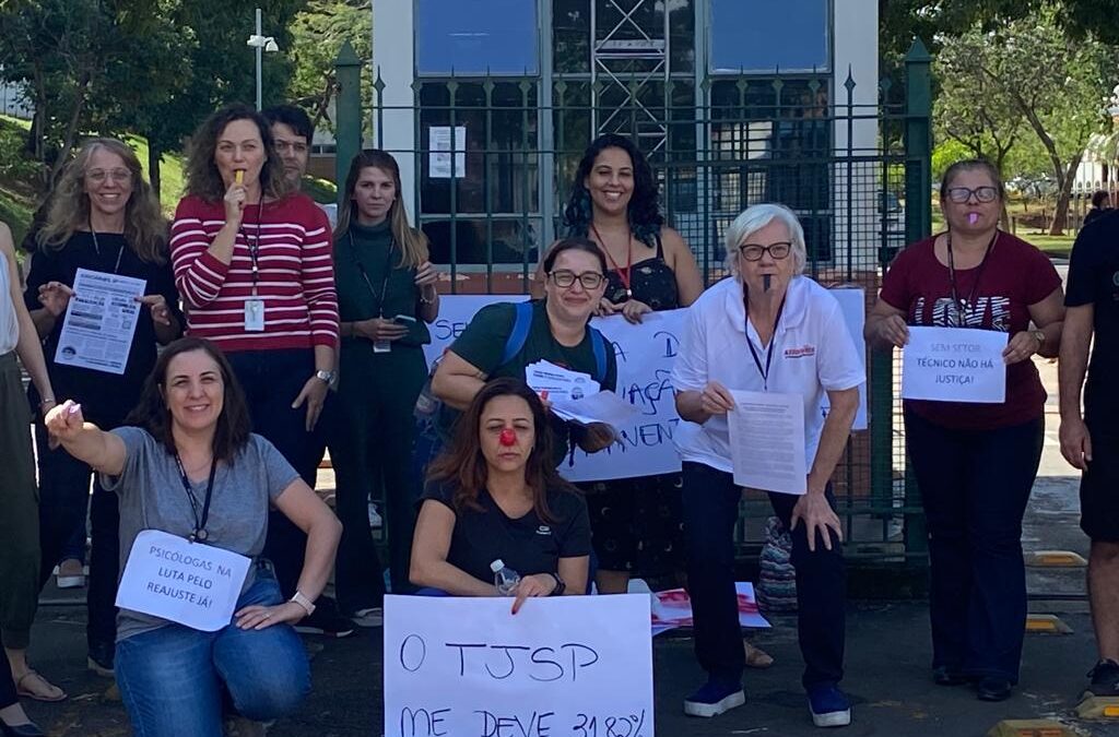 Servidores do fórum de Campinas estão parados