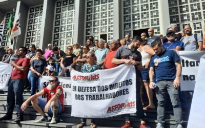 Servidores do fórum de Santos estão parados