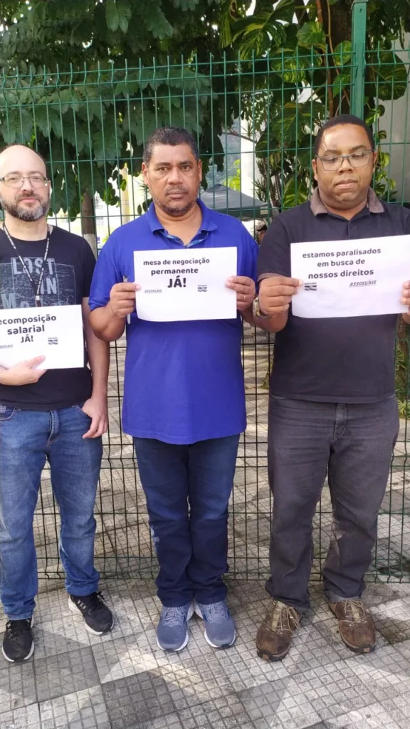 Servidores do fórum de Caraguatatuba estão parados