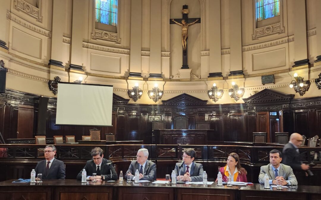 Presidente do TJSP chama reunião mas não comparece